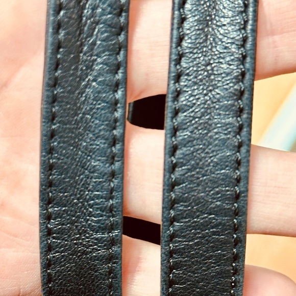 LOEWE Leather and Leopard Print Tote with Black Handles - Picture 8 of 8